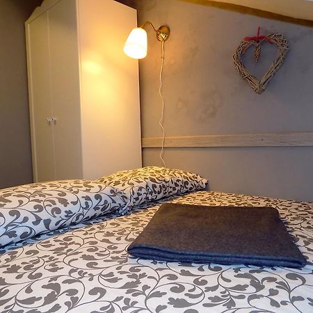 La Petite Apartment Торино Екстериор снимка