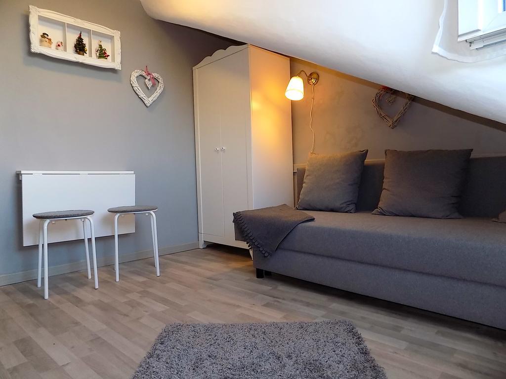 La Petite Apartment Торино Екстериор снимка