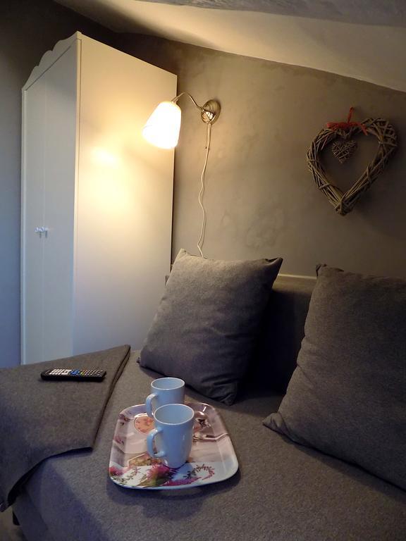 La Petite Apartment Торино Екстериор снимка