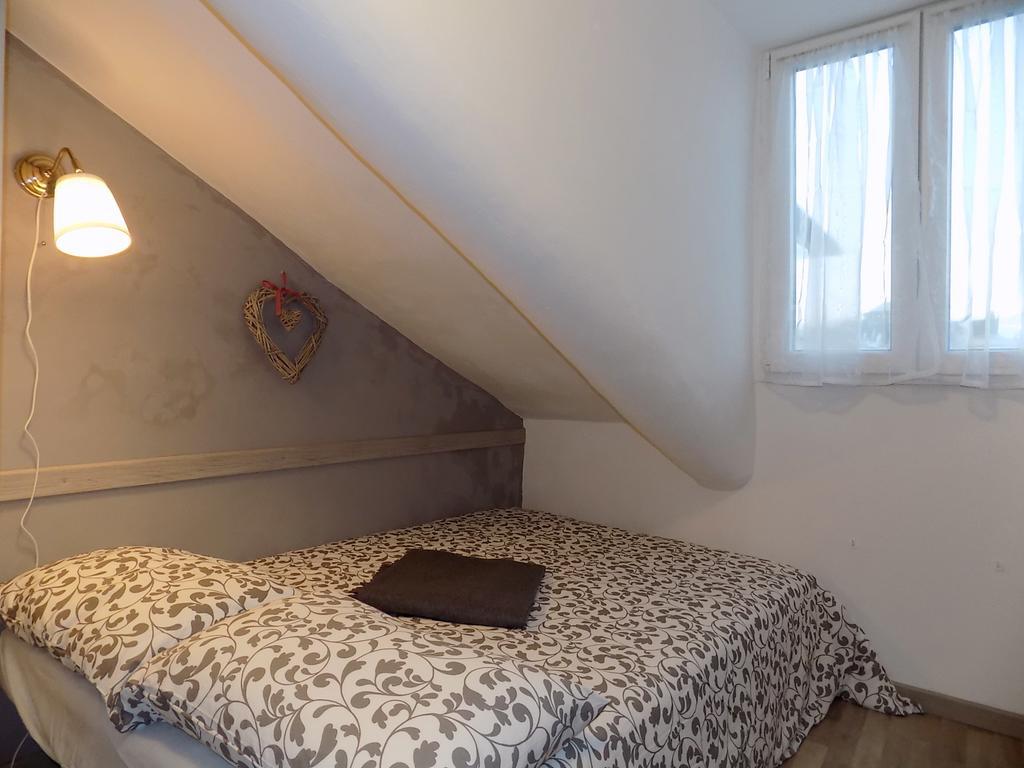 La Petite Apartment Торино Екстериор снимка