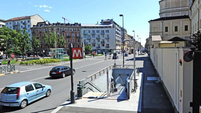 La Petite Apartment Торино Екстериор снимка