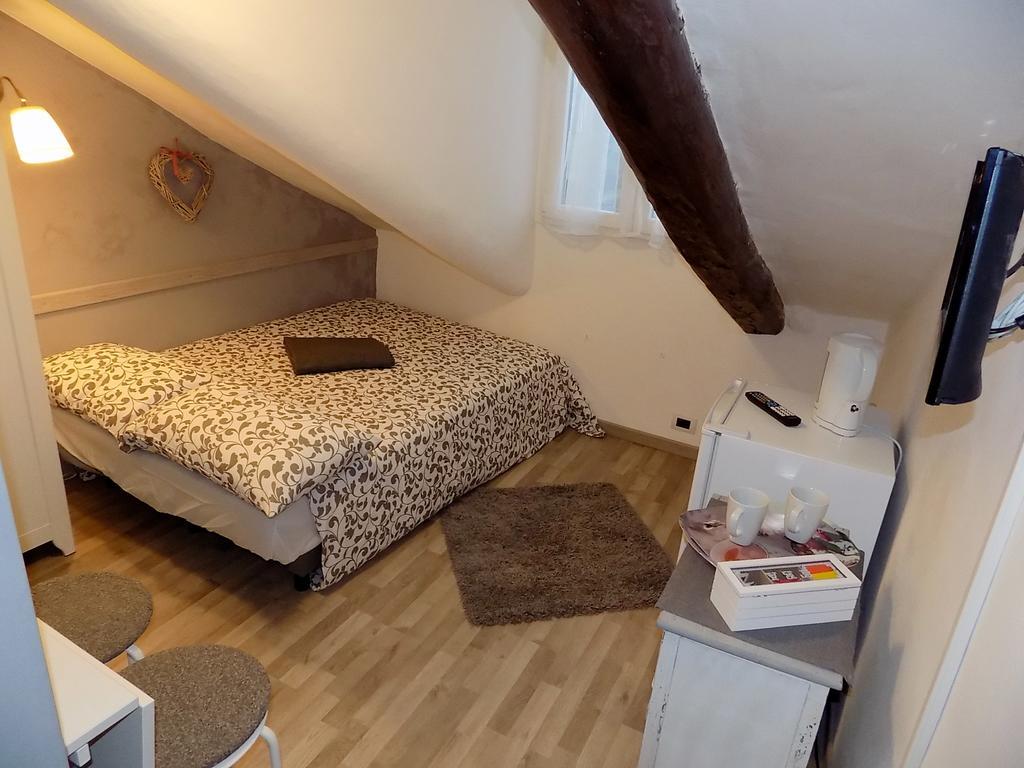La Petite Apartment Торино Екстериор снимка