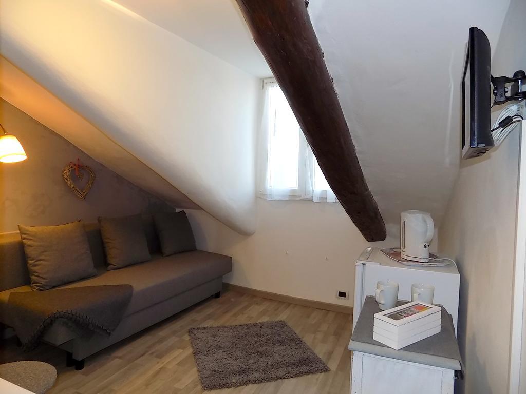 La Petite Apartment Торино Екстериор снимка