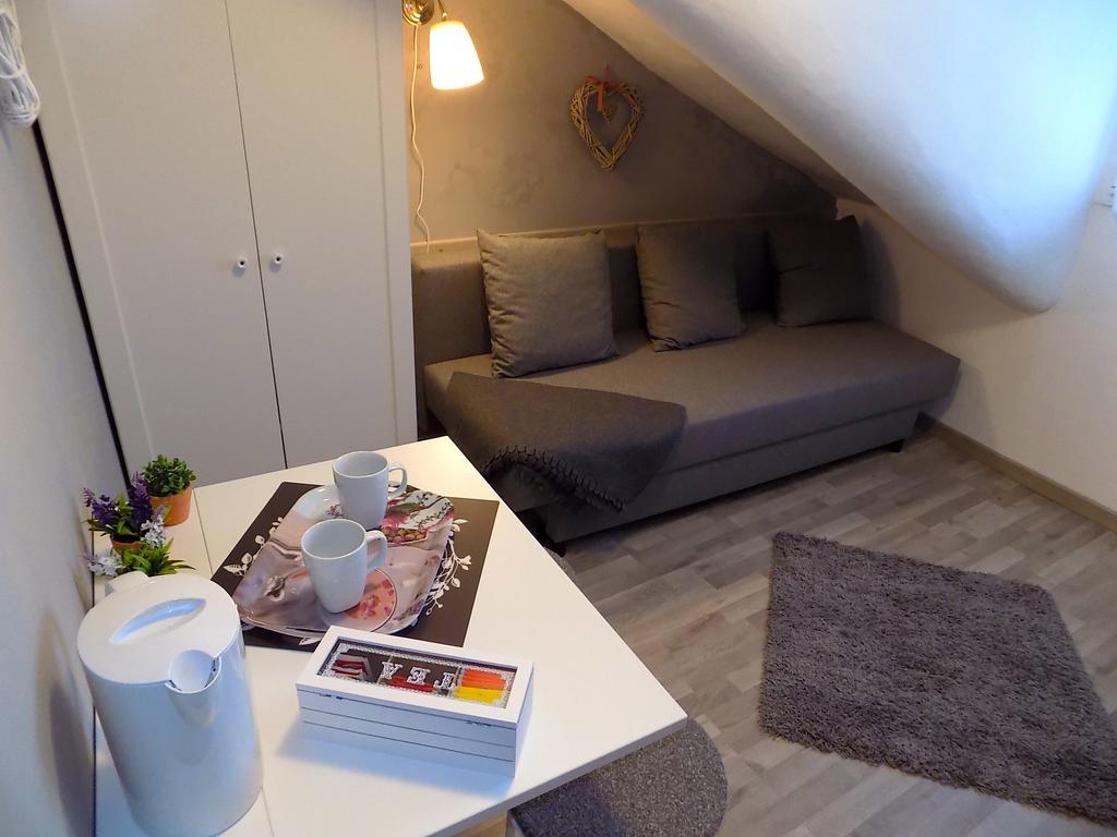 La Petite Apartment Торино Екстериор снимка